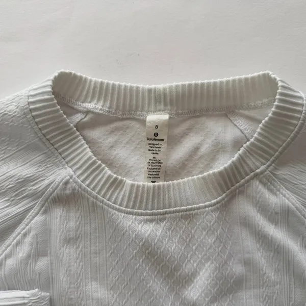 Lululemon Rest Less Pullover White Size 8 Long Sleeve Pullover Run Gym - Image 3