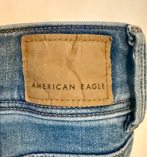 American Eagle Jeans - Image 3