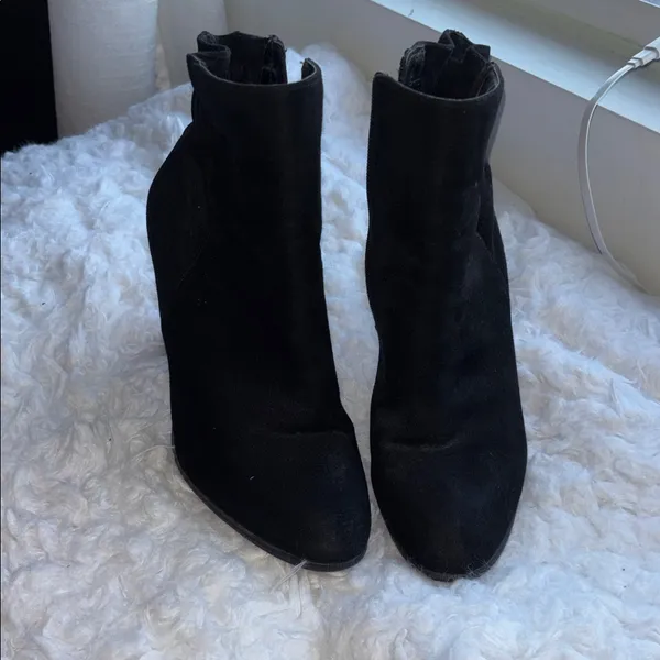 Impo Odelina Black Faux Suede Ankle Boots Size 7 - Image 3