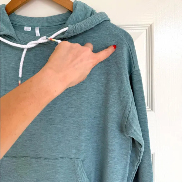 Travis Mathew Womens Drawstring Hooded Sweater Teal Blue‎ Size XS Oversized - Image 4