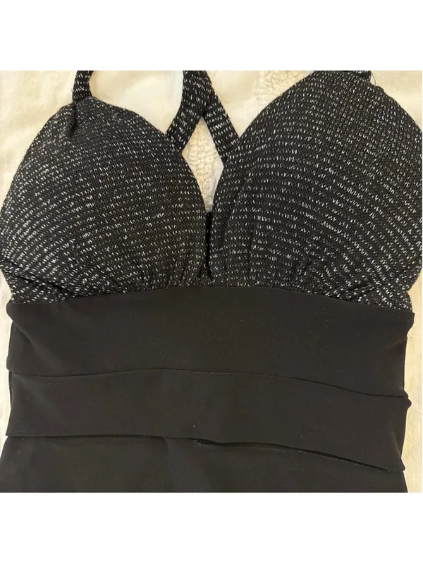 Guess bodycon dress - Image 3