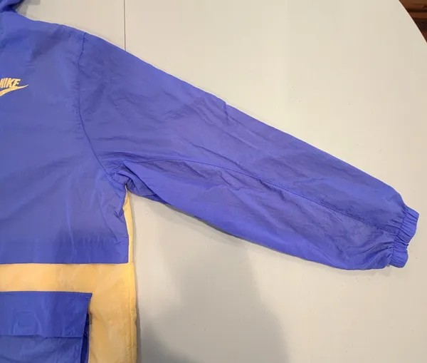 Nike | Women’s Icon Clash Retro Windbreaker. Size: - Image 6