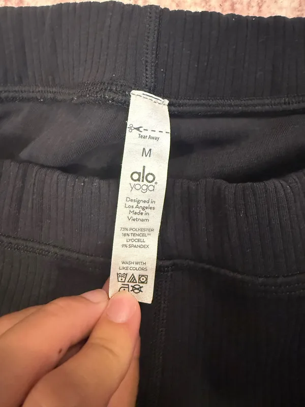 alo leggings - Image 2