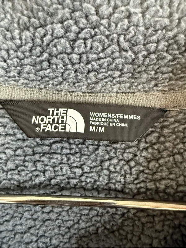 The Northface women’s gray quarter zip pop over top jacket M - Image 3