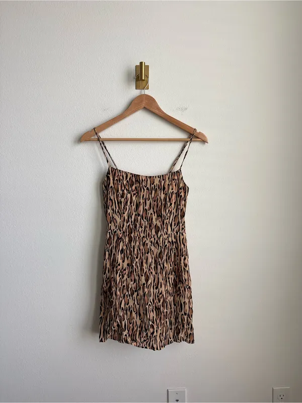 Aritzia Sunday Best Chiara Leopard Print Mini Dress Size 2 - Image 2