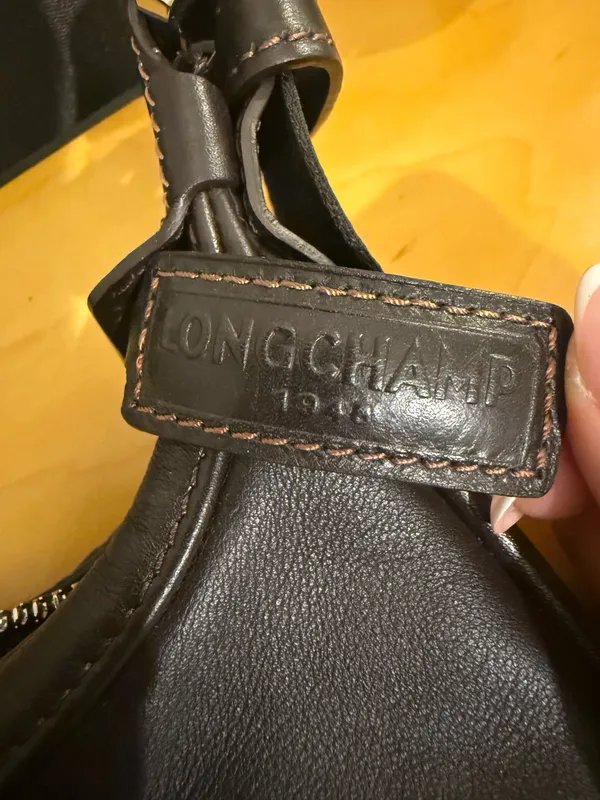 Black Leather Shoulder Bag with Buckle Accent - Image 5
