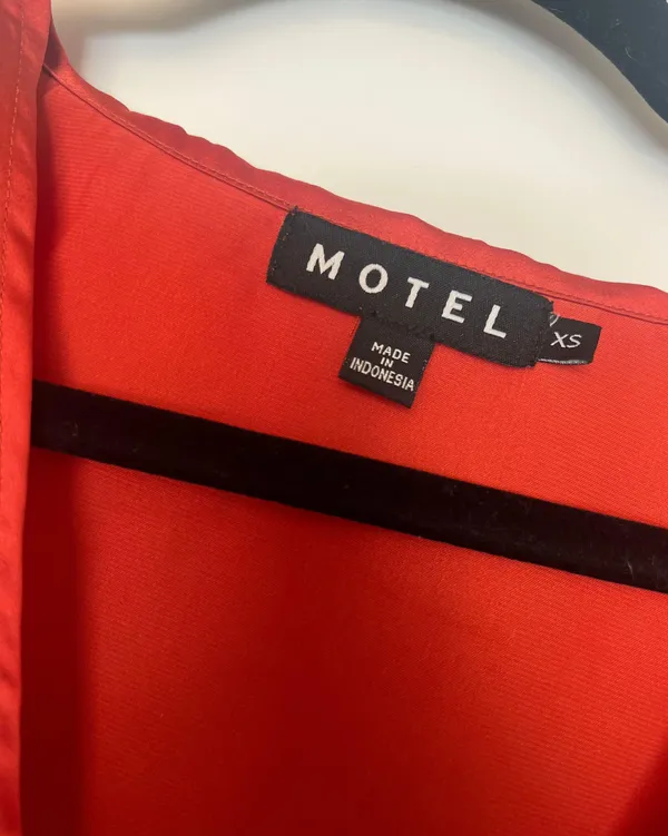 Motel Rocks Front Tie Top - Image 3