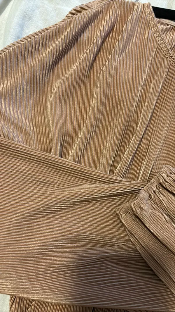 Top - Image 3