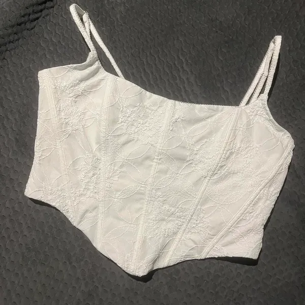 White Fox Boutique Corset White Top - Image 4