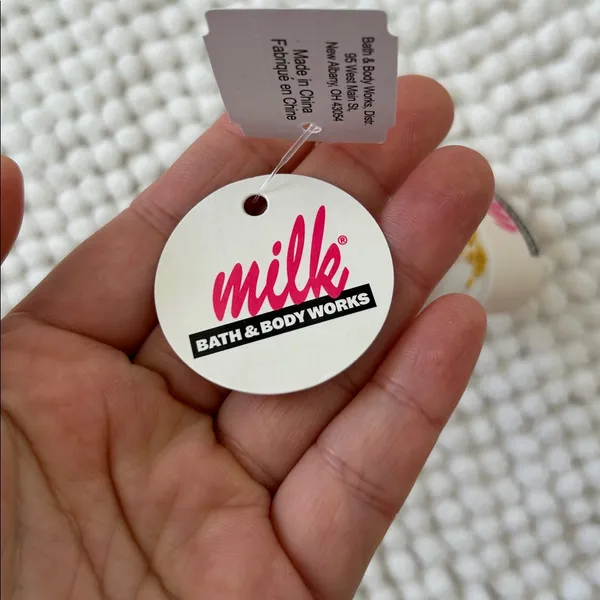 Bath & Body Works Milk Ice Cream - Image 6