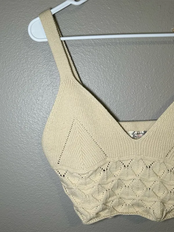 Free People Neutral Crochet Knit Boho Cami Crop Top Women’s Size Large - Image 3