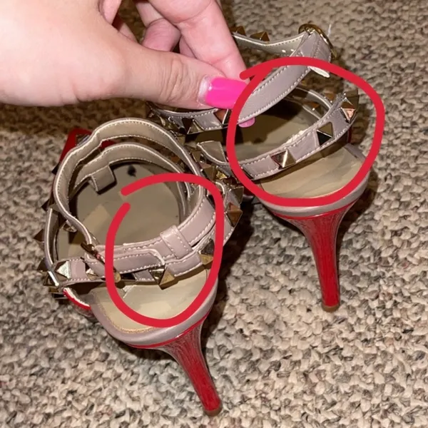 Valentino Garavani Valentino Red Patent Gold RockStud Heels - Image 4