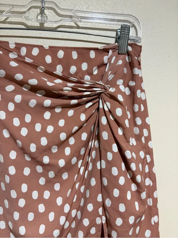 Abercrombie & Fitch Blush Pink Spotted Twist Front Slit Satin Midi Skirt Small - Image 8