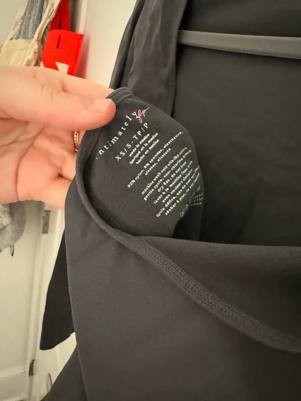Low Back Seamless Long Sleeve - Image 3