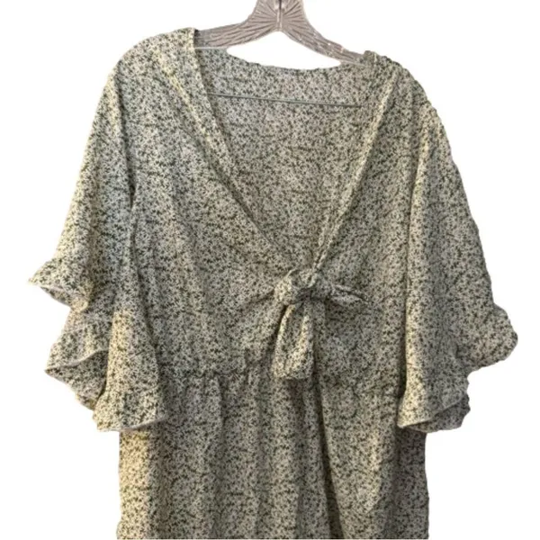 Boho Romper with daisy flowers - Image 5