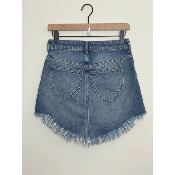 Free People We the Free Bailey Denim Mini Skirt Curved Frayed Hem Size 25 - Image 3