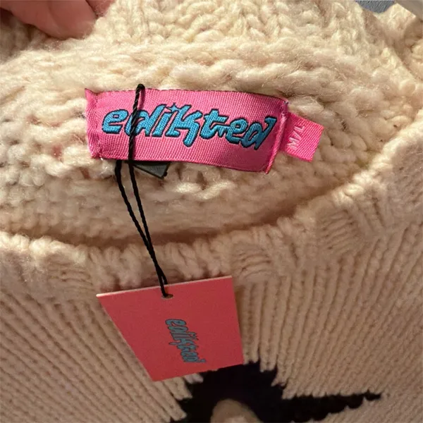 Edikted Cream Cropped Knit Sweater with Black Star - Image 7
