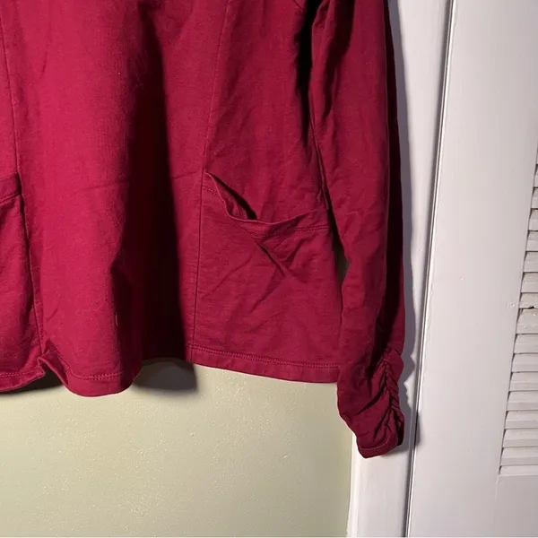Flutter Squeak‎ Women's Size Medium Thick Knit Top Sweatshirt Cherry Red Pockets - Image 5