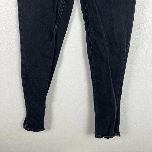Bdg High Rise Mom Jeans‎ Black Sz 24 - Image 2