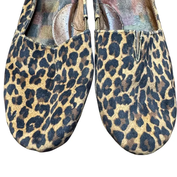 Born Shoes Womens Size 9.5 Brown Leopard Canvas Slip‎ On Flats Comfort D74641 - Image 2