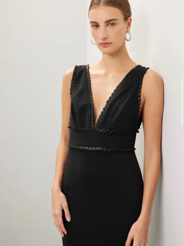 Badgley Mischka Pleated Trim Black Formal Gown Size 12 $750 - Image 3