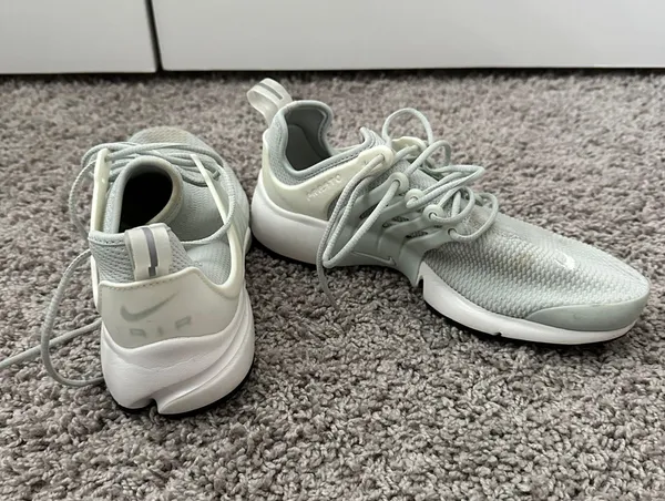 Nike Prestos - Image 3