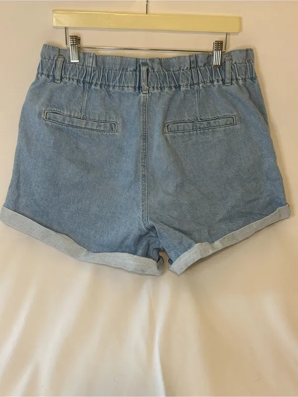 Garage Women’s Size 13 Paper Bag Waist Cuffed Hem Trouser Denim Shorts - Image 2