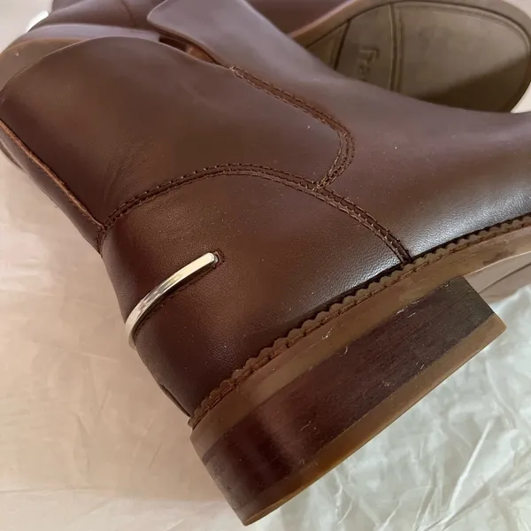 FRANCO SARTO (7) BROWN LEATHER ANKLE BOOT WITH SIDE ZIP PREOWNED - Image 15