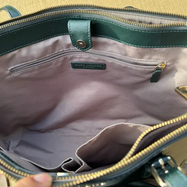 Marc Jacobs Commuter Tote Leather Shoulder Bag Forest Green Zip Work Laptop - Image 5