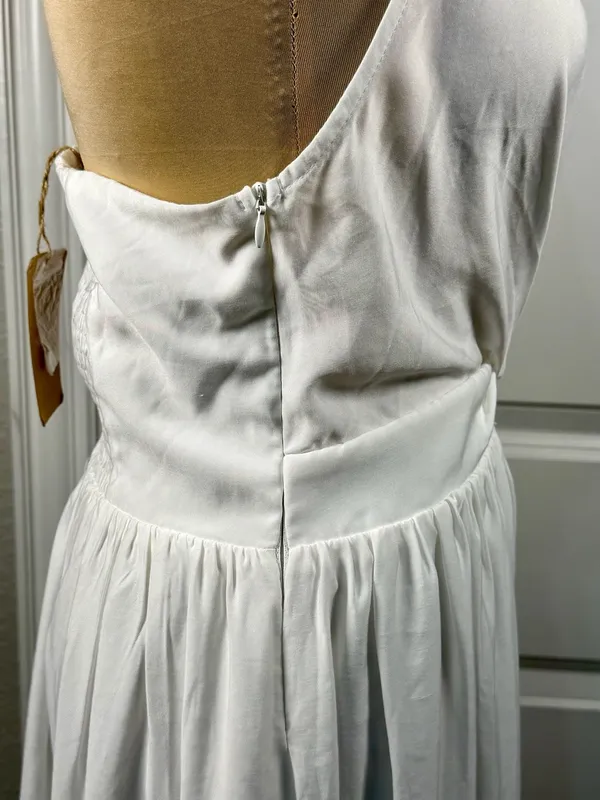 RIHOAS White Size M - Image 6