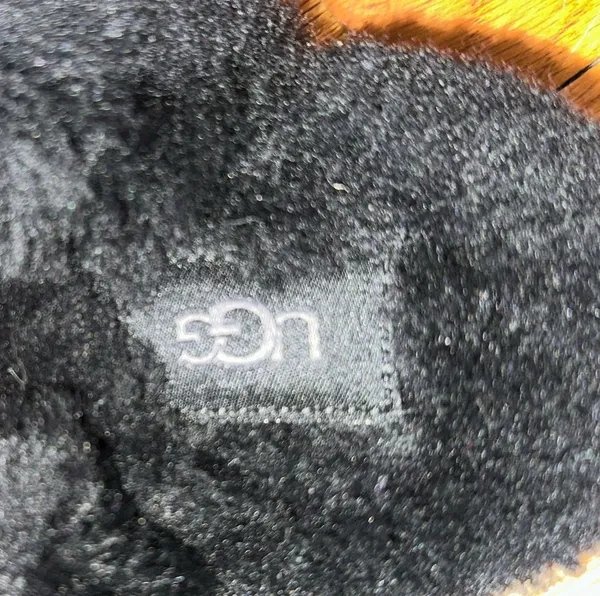 UGG Slippers - Image 4