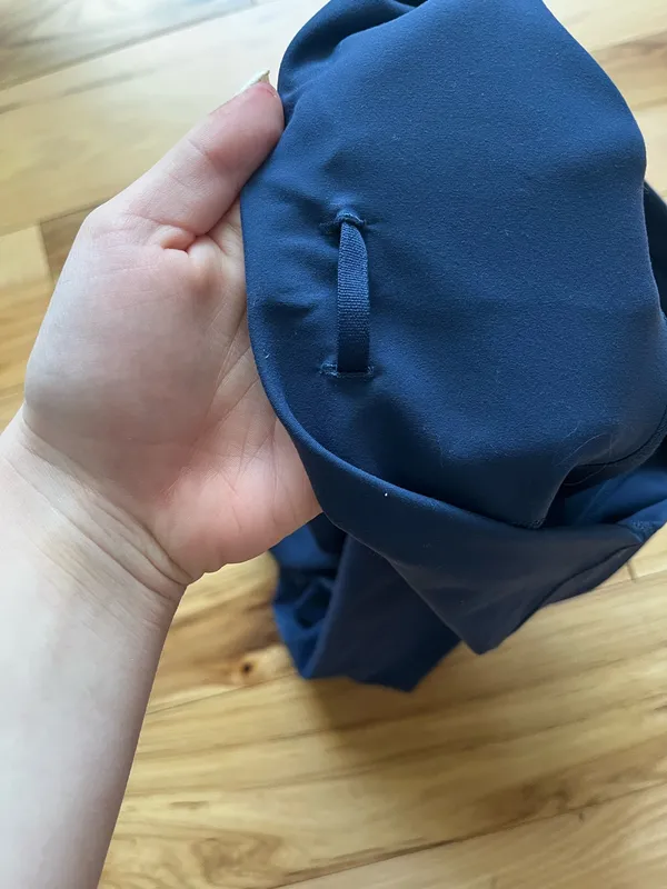 Lululemon Leggings 23"  - Image 4