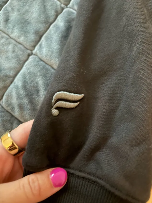 Fabletics Sweatshirt  - Image 4