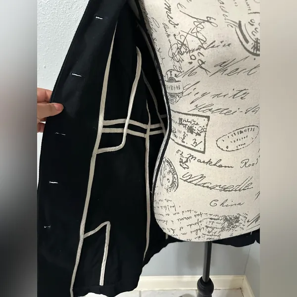 GAP Elegant Black Women's Coat COAT SIZE S in great condition 100% cotton cute 🥰 - Image 7