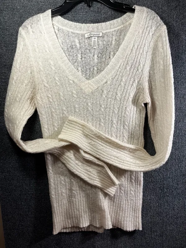 Aeropostale Cream V-Neck Cable Knit Sweater - Image 3