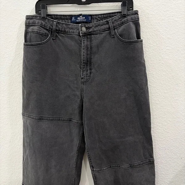 Hollister Ultra High-Rise Dad Jeans Washed Black Seamed Panel - Size 13R - Image 2