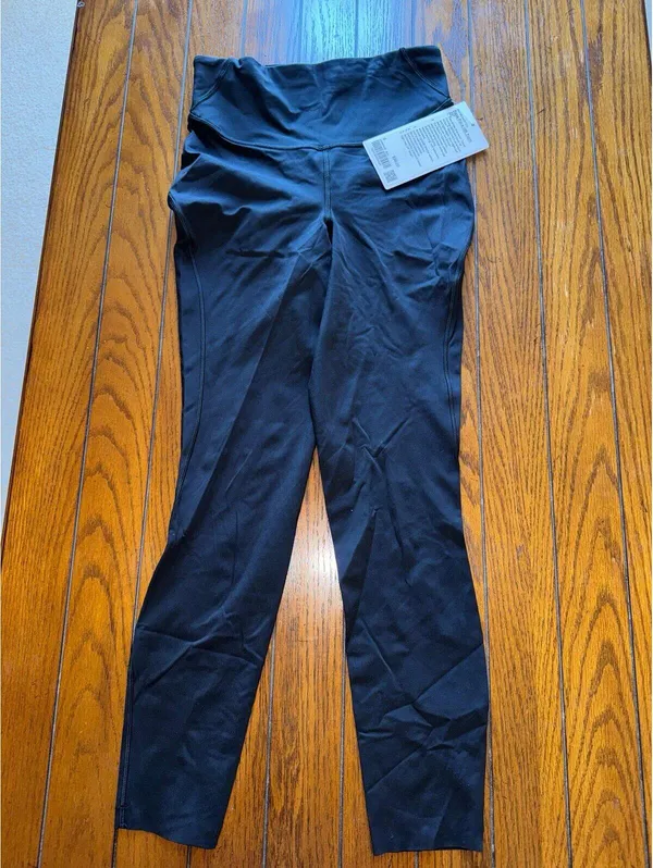 Lululemon Base Pace High Rise 25” Black Size 6 NWT - Image 2