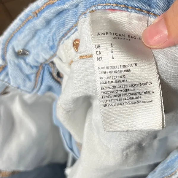 American‎ Eagle Denim Highest Rise Baggy Shorts Distressed Rips Raw Hem Size 4 - Image 9