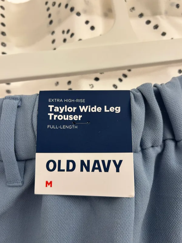 Old Navy Wmns Wide Leg Trouser Pants - Image 3