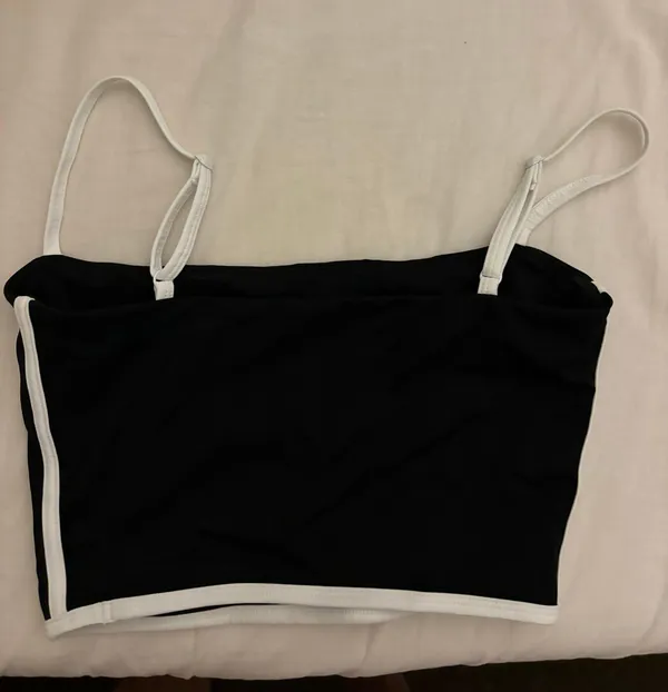 Black and White Crop Top - Image 2