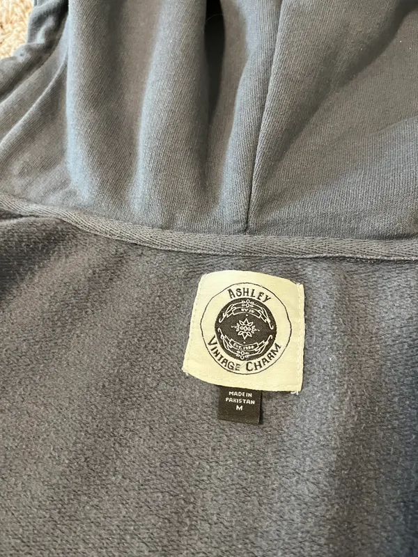 Ashley-Vintage Charm Cropped Hoodie - Image 3
