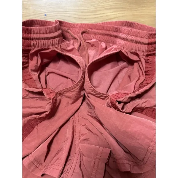 Athleta Expedition Etruscan Red Hiking Athletic Shorts‎ Size 8 Preppy Athleisure - Image 10