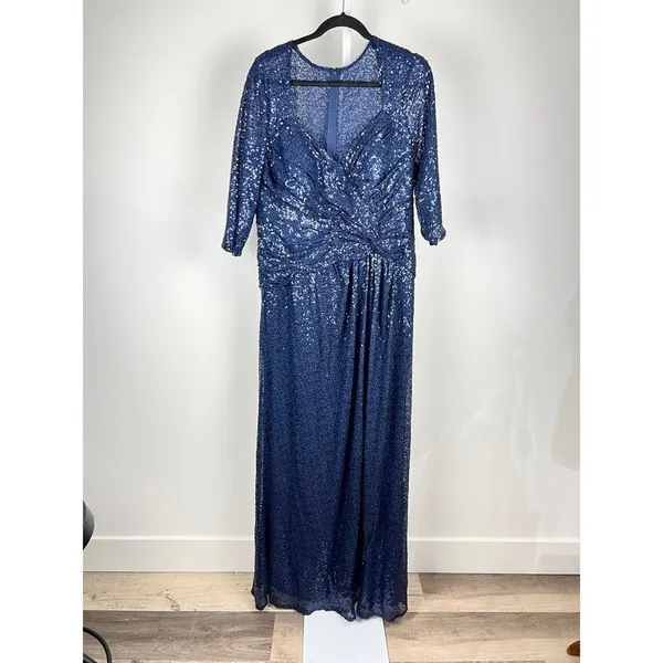 La Femme Navy Sequin Ruched V-Neck Evening Gown Dress Size 14 - Image 2