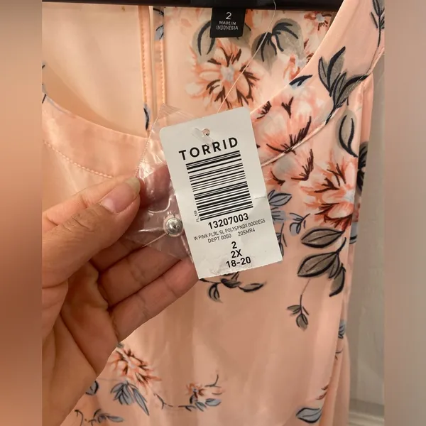 Torrid blouse size 2 - Image 6