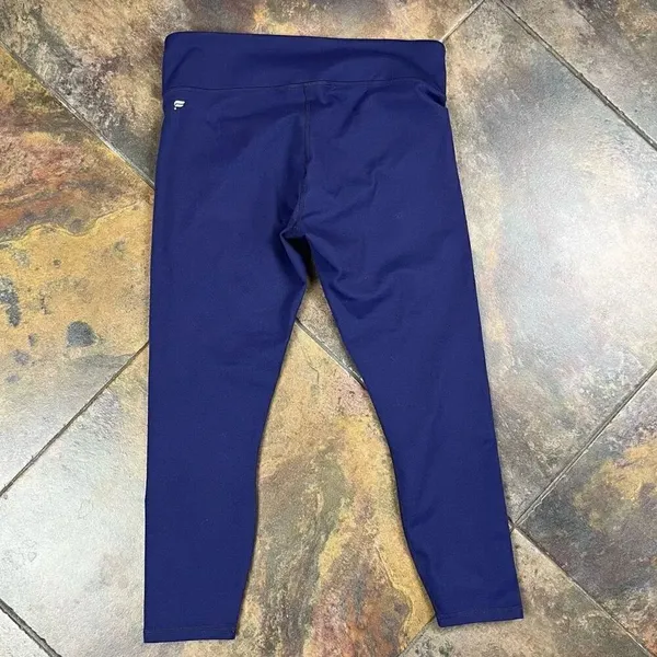 Fabletics Athletic Wear Cropped Pants Medium - Image 8