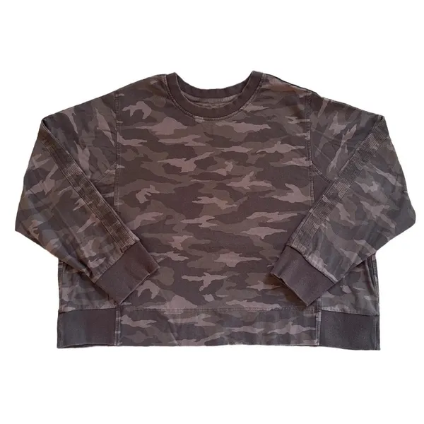Athleta Womens Camo Sweatshirt 2X Olive Green Curvy Girl Camouflage Crewneck - Image 2