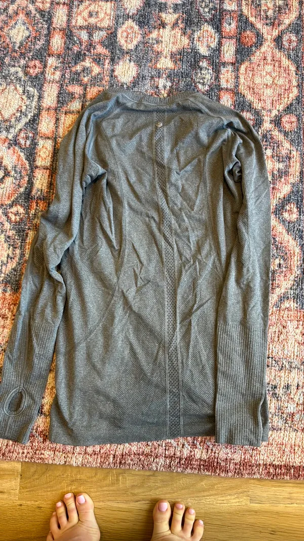 Lululemon Swiftly Tech Long Sleeve - Image 2
