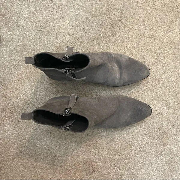 Costa Diva Gray Suede Ankle Zipper Booties Size 8 - Image 7