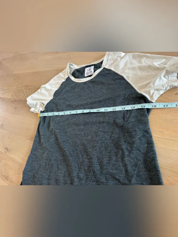 Flylow 2022 JESSI SHIRT shadow/cloud women’s size small - Image 9