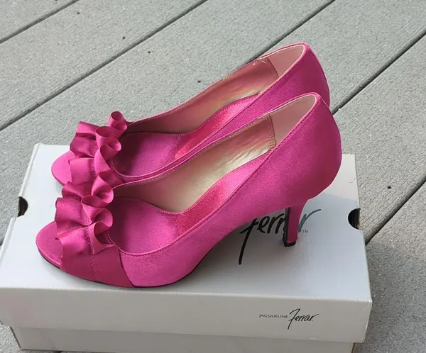 NWT Jacqueline Ferrar Satin Tiffany Peep Toe Heels | Satin Peep Toe Heels - Image 3
